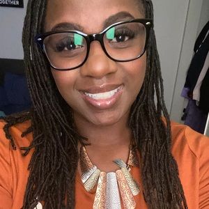 Meet your Posher, Lajohnna